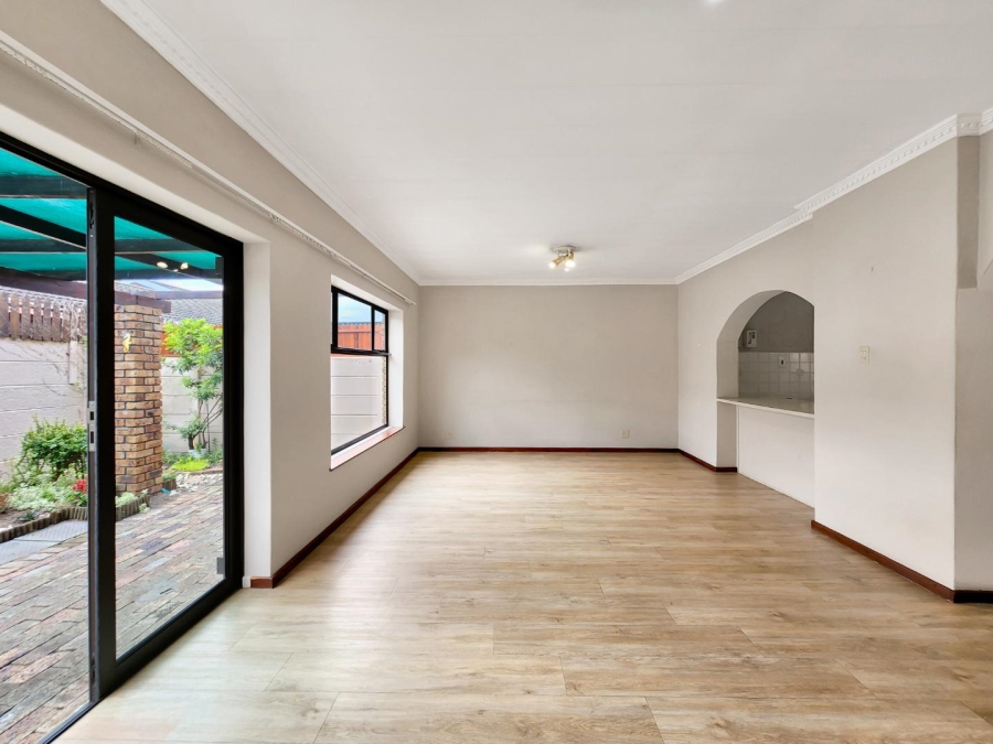 3 Bedroom Property for Sale in Tokai Western Cape